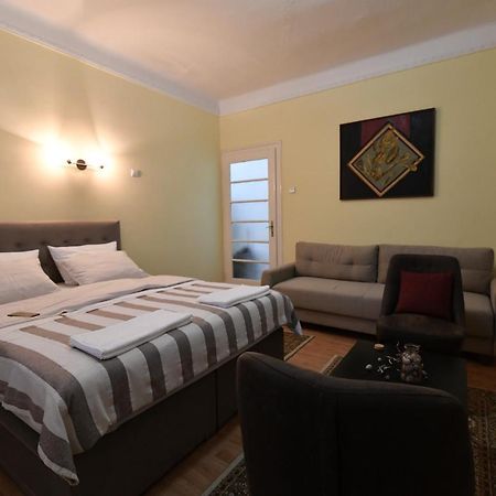 Apartment Nikola Belgrad Exterior foto